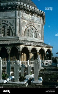 Das Grabmal des Sultan Süleyman: Ein Meisterwerk Seldschukischer Architektur und Detaillierter Ornamentation!